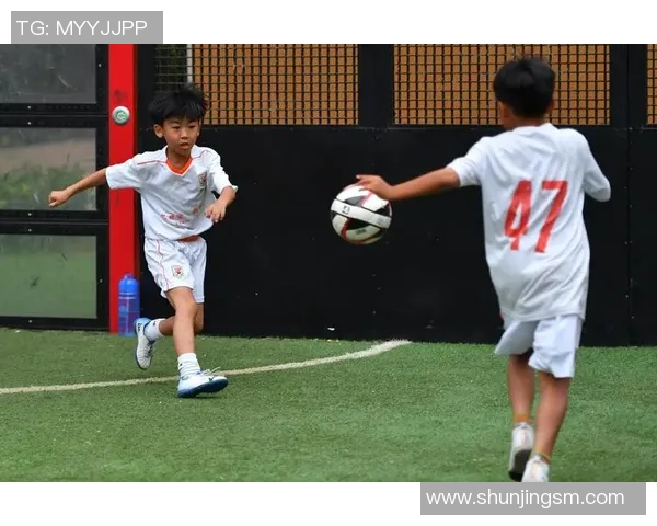 深度对话：张敏的足球人生与梦想追逐的心路历程